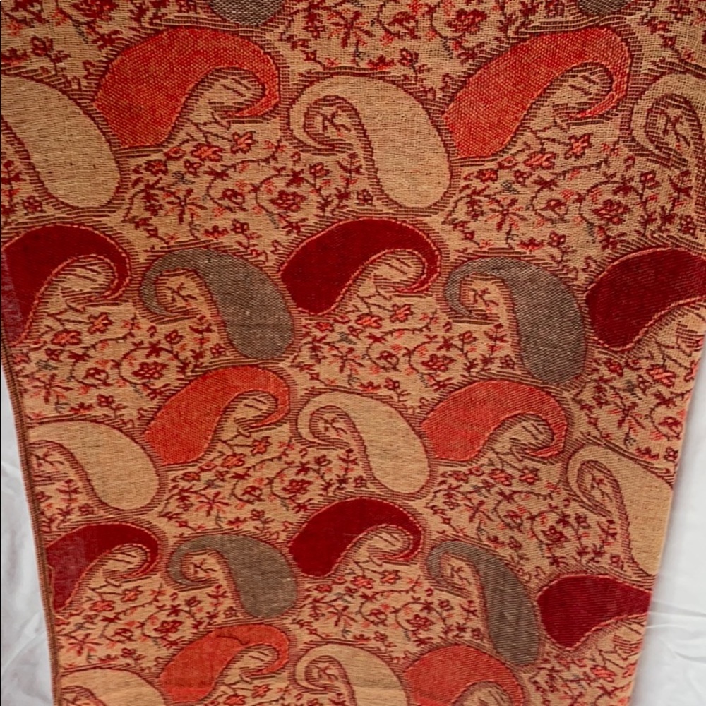 Scarf - Picture 2 of 7
